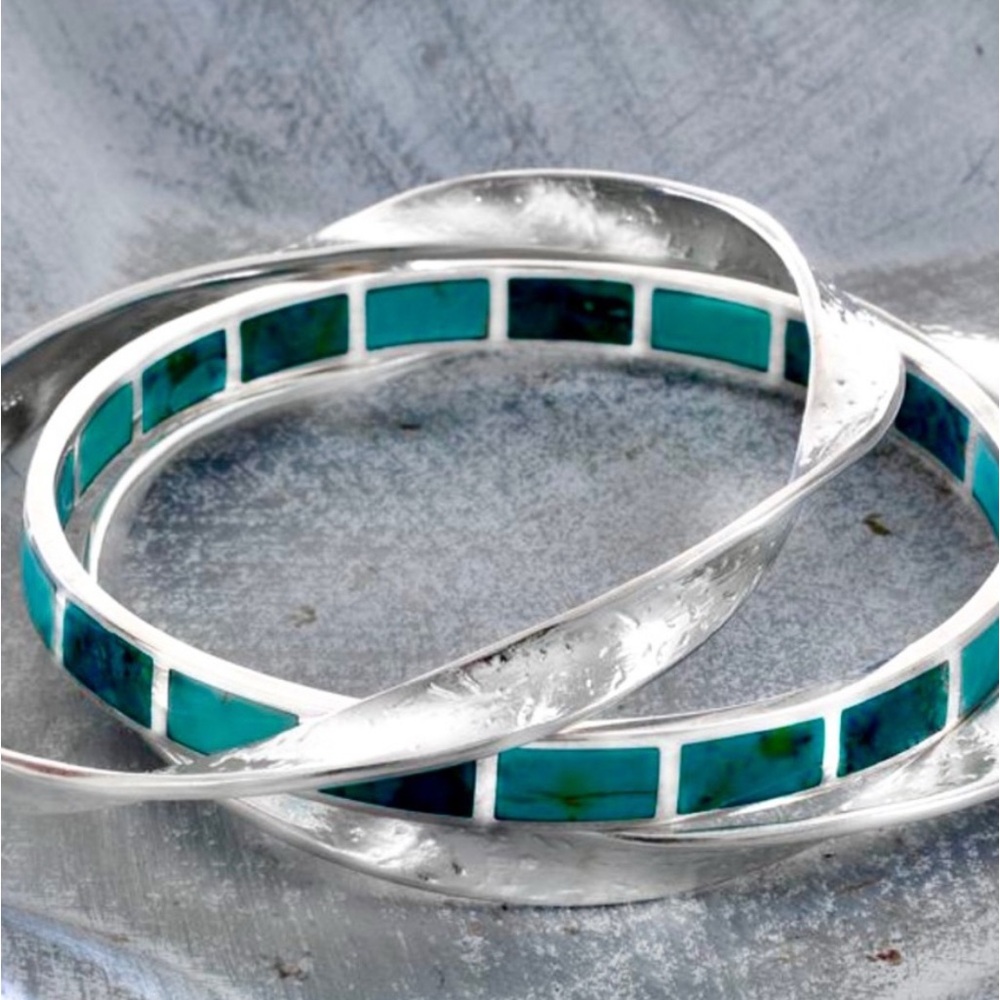 Silpada RARE Vintage Sterling
Silver Turquoise High Seas Inlay
Bangle Bracelet - Picture 5 of 10